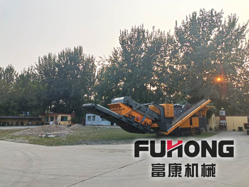 移動(dòng)式破碎站9.13 (3).jpg